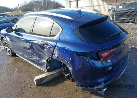 2019 Alfa Romeo Stelvio Ti Awd z USA, uszkodzony, nr VIN ZASPAKBN2K7C41155